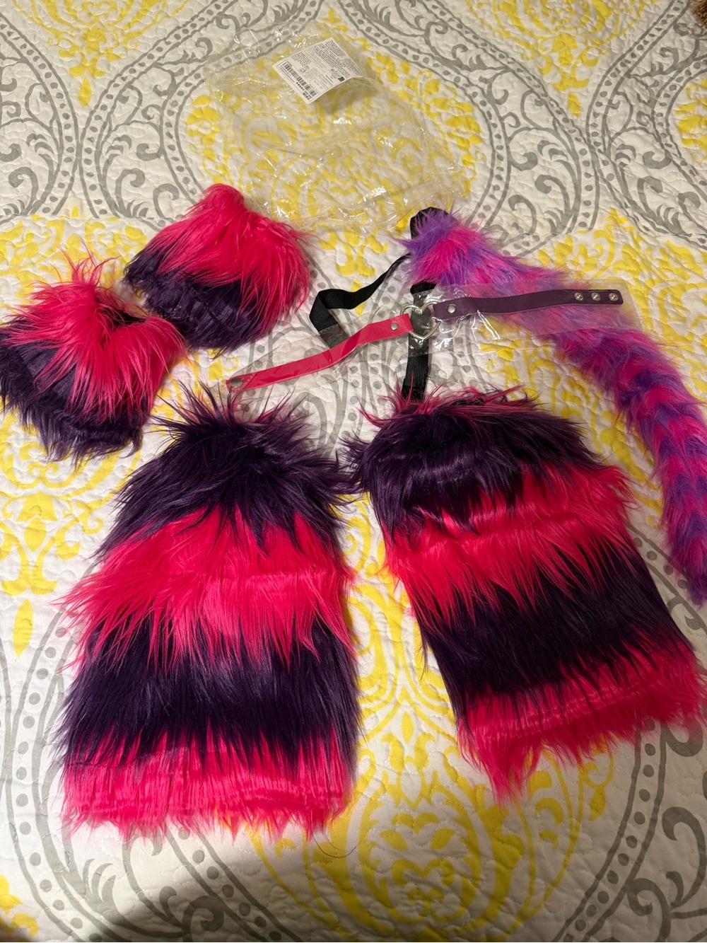Cheshire Cat Faux Fur Pink & Purple Costume Accessory Set